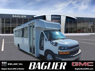 Used 2014 Chevrolet Express 4500 w/ Shuttle Bus Package image 1