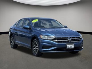 Used 2020 Volkswagen Jetta SE w/ SE Cold Weather Package image 1