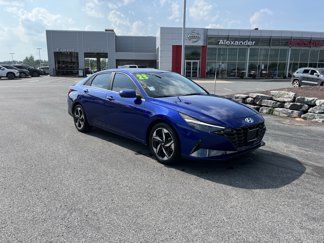 Used 2023 Hyundai Elantra Limited image 1
