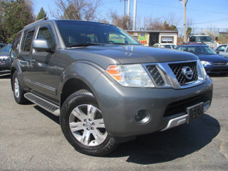 Used 2008 Nissan Pathfinder LE image 1