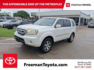 Used 2011 Honda Pilot Touring image 1