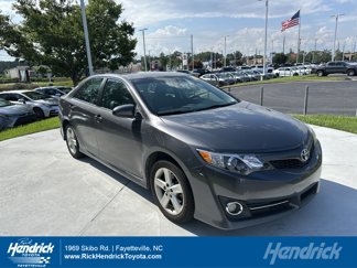 Used 2014 Toyota Camry SE image 1