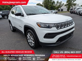 Used 2022 Jeep Compass Latitude image 1