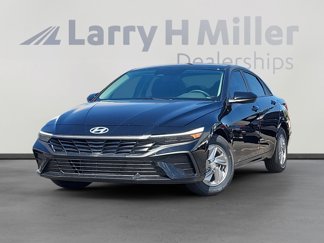 New 2025 Hyundai Elantra SE image 1