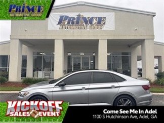 Used 2021 Volkswagen Jetta R-Line image 1