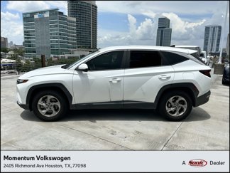 Used 2022 Hyundai Tucson SE image 1