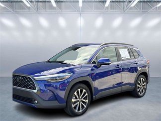 Used 2023 Toyota Corolla Cross XLE image 1