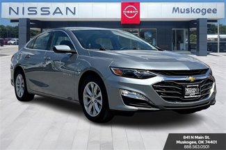 Used 2023 Chevrolet Malibu LT image 1