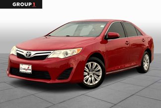 Used 2012 Toyota Camry LE image 1