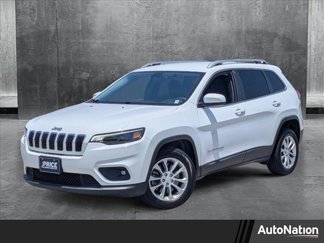 Used 2019 Jeep Cherokee Latitude w/ Popular Appearance Group image 1