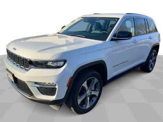 Used 2023 Jeep Grand Cherokee Limited image 1