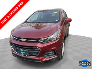 Certified 2022 Chevrolet Trax LS w/ Tint and Cruise Package image 1