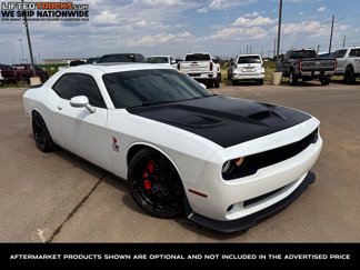 Used 2016 Dodge Challenger SRT Hellcat image 1