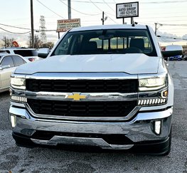 Used 2017 Chevrolet Silverado 1500 LT w/ Texas Edition image 1