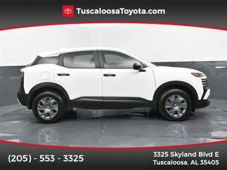 Used 2025 Nissan Kicks S image 1