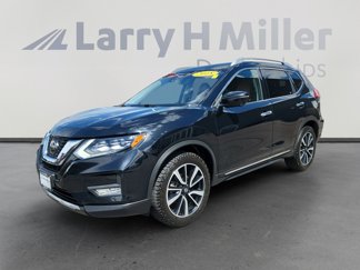 Used 2018 Nissan Rogue SL w/ Premium Package image 1