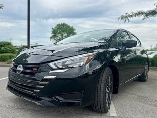 New 2025 Nissan Versa SR w/ Trunk Package image 1