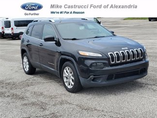Used 2016 Jeep Cherokee Latitude w/ Comfort/Convenience Group image 1