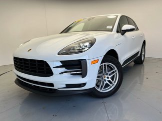 Certified 2020 Porsche Macan image 1