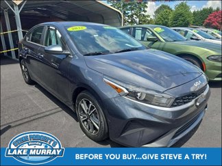 Used 2022 Kia Forte LXS image 1