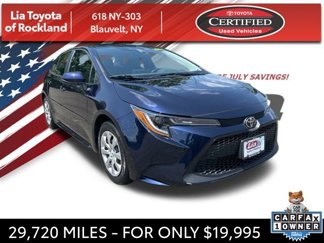 Certified 2022 Toyota Corolla LE image 1