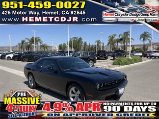 Used 2020 Dodge Challenger SXT image 1