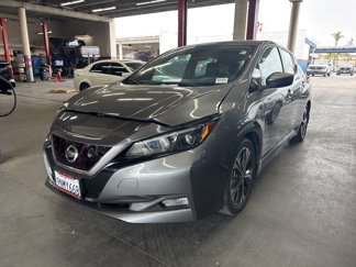 Used 2021 Nissan Leaf SV image 1