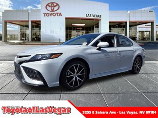 Certified 2023 Toyota Camry SE image 1
