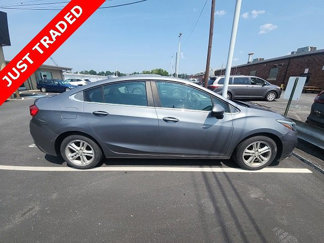Used 2018 Chevrolet Cruze LT image 1