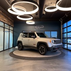 Used 2017 Jeep Renegade Trailhawk image 1