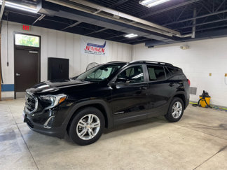 Certified 2021 GMC Terrain SLE w/ Driver Convenience Package image 1