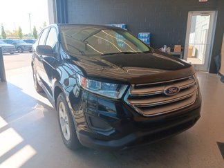 Used 2018 Ford Edge SE image 1