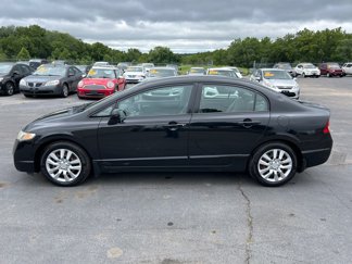 Used 2010 Honda Civic LX image 1