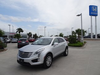 Used 2019 Cadillac XT5 FWD image 1