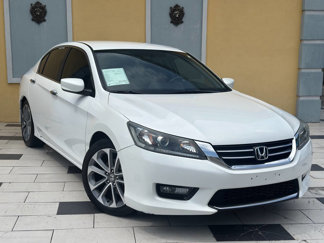 Used 2015 Honda Accord Sport image 1