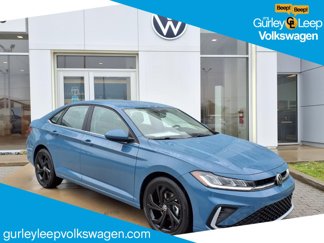 New 2025 Volkswagen Jetta SE image 1