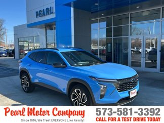 Used 2024 Chevrolet Trax RS w/ Driver Confidence Package image 1