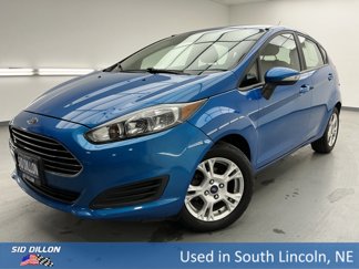 Used 2016 Ford Fiesta SE image 1