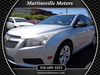 Used 2014 Chevrolet Cruze LS image 1