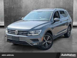 Used 2018 Volkswagen Tiguan SEL image 1