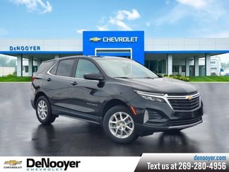Certified 2022 Chevrolet Equinox LT w/ LPO, Floor Liner Package image 1
