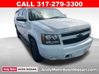 Used 2011 Chevrolet Suburban LT image 1