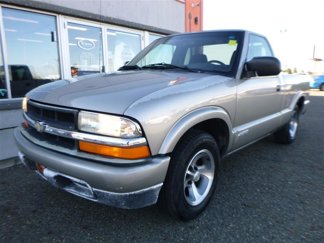 Used 2001 Chevrolet S10 Pickup LS w/ Preferred Equipment Group video 1
