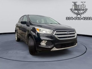 Used 2017 Ford Escape SE image 1