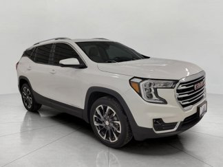 Certified 2022 GMC Terrain SLT w/ Infotainment Package II image 1