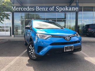 Used 2016 Toyota RAV4 LE image 1