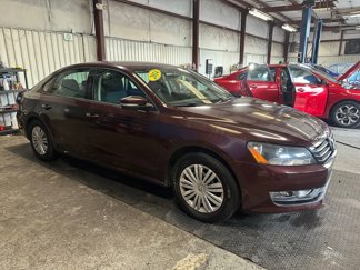Used 2014 Volkswagen Passat 1.8T S image 1