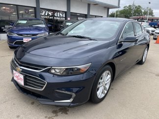 Used 2017 Chevrolet Malibu LT image 1