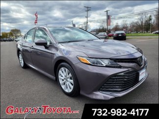 Used 2019 Toyota Camry LE image 1