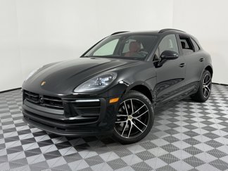 Certified 2024 Porsche Macan image 1